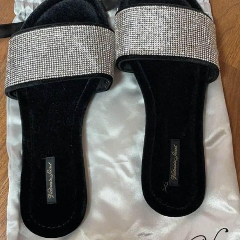 Victoria Secret Bridal Slippers (NEVER WORN) size 7/8